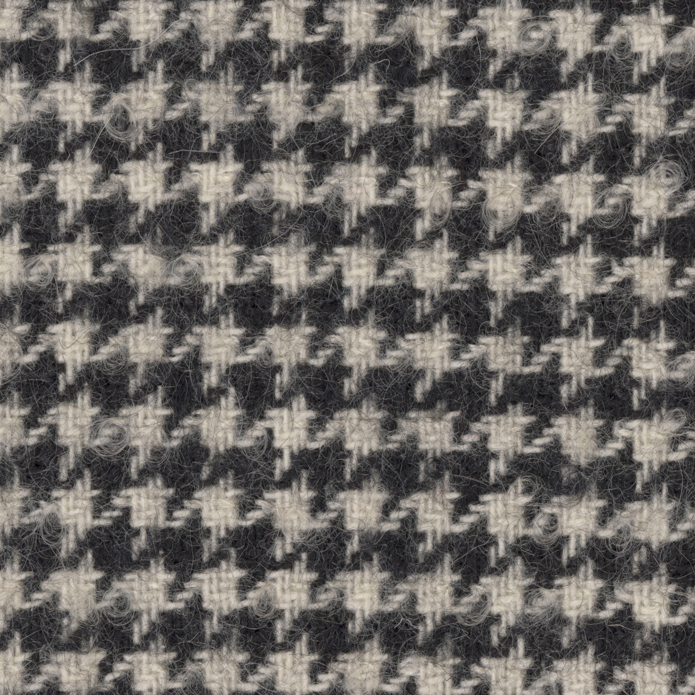 28930